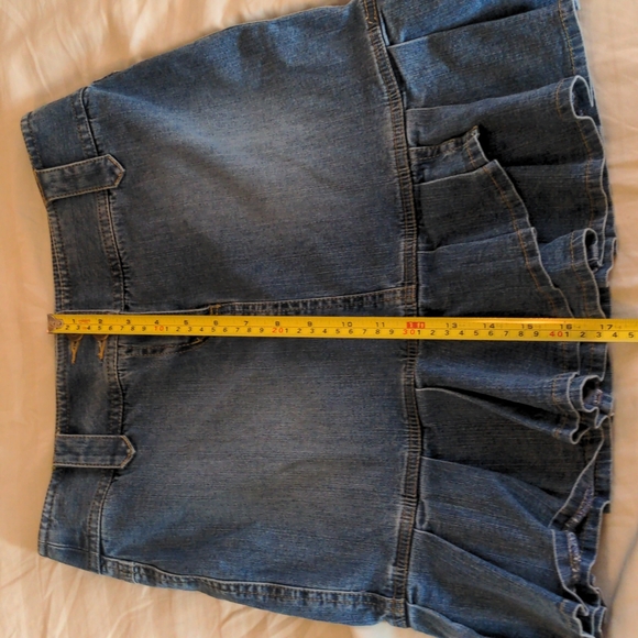 Loft Size 2 Denim Skirt with Ruffle Bottom - Picture 4 of 4